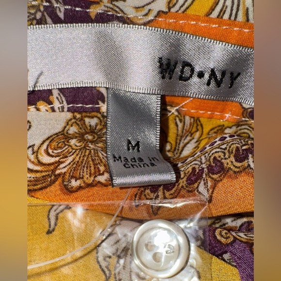 WD.NY Top - Picture 5 of 5